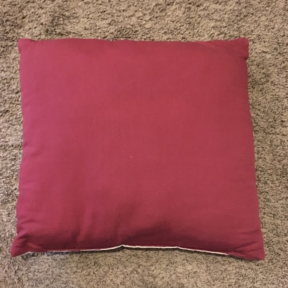 Christmas Tapestry Throw Pillow Christmas Tree & Presents 16"signed Wendy Wegner - Picture 2 of 10